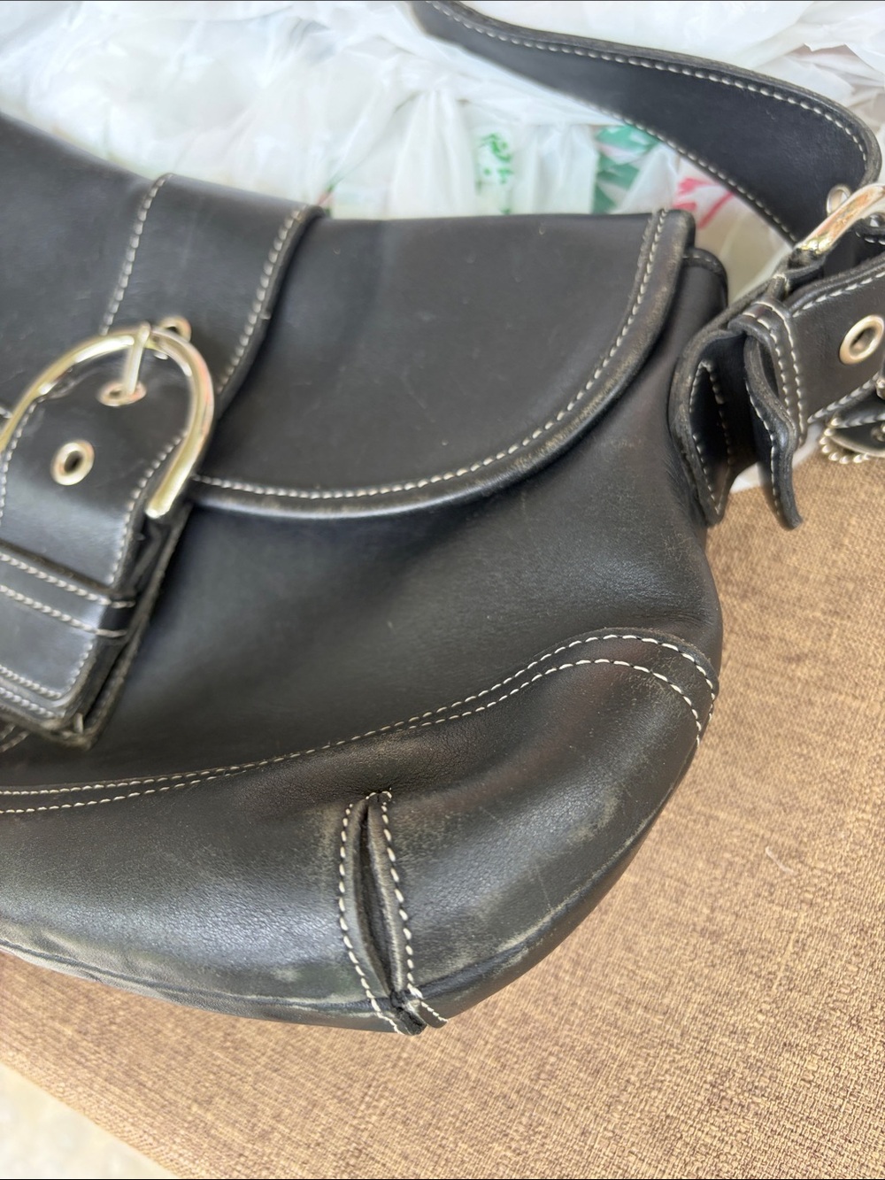Vintage Coach Soho 9248 Black Leather Shoulder Bag Y2K Buckle Flap Purse - Picture 15 of 16